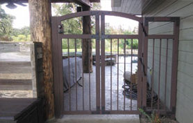 Country View Gate